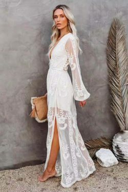 Vintage Lace V-Neck Dress: Y2K Aesthetic with Coquette & Grunge Vib