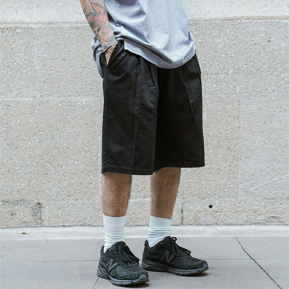 Vintage Pleated Skater Shorts: Y2K Fashion with Coquette Aesthetic & Grunge Vibes