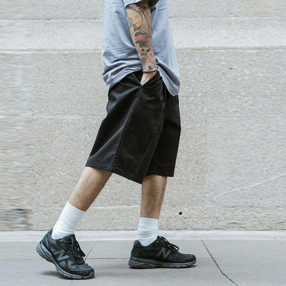 Vintage Pleated Skater Shorts: Y2K Fashion with Coquette Aesthetic & Grunge Vibes