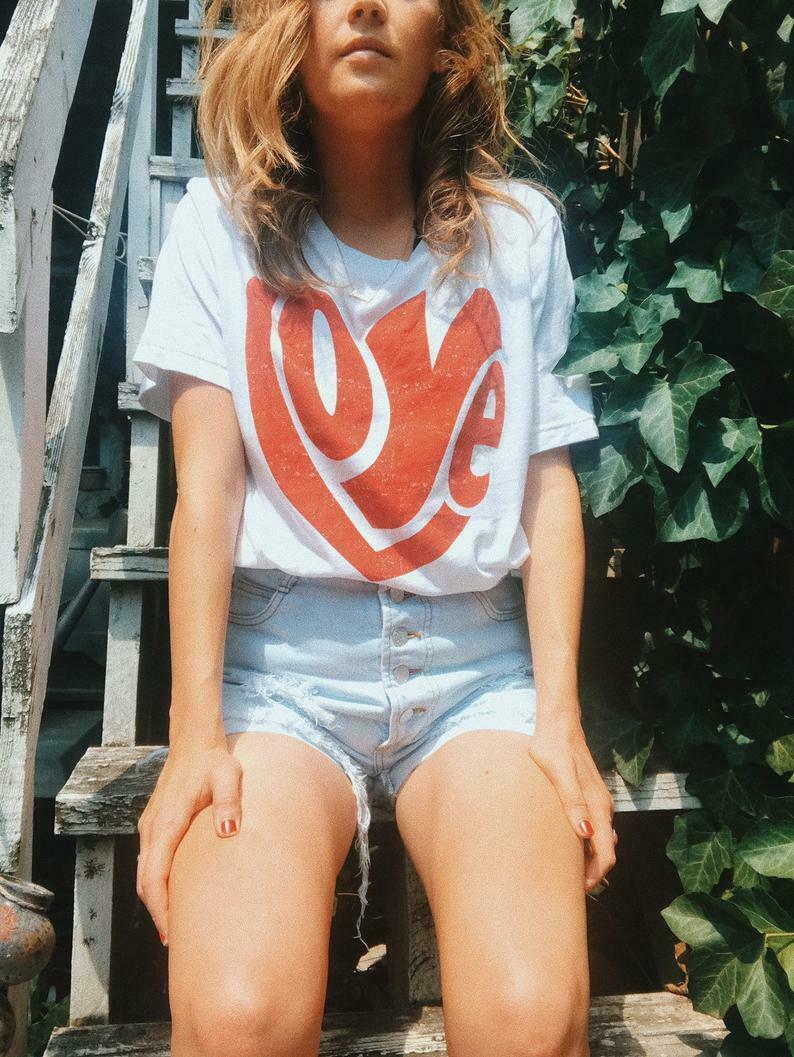 Vintage Tee with Y2K Aesthetic: Coquette & Grunge Style, Cute Tops, Cargo Skirt, Old Money Vibes