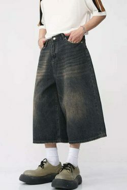 Vintage Washed Baggy Denim Shorts for a Nostalgic Y2K Aesthetic