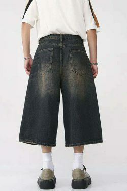 Vintage Washed Baggy Denim Shorts for a Nostalgic Y2K Aesthetic