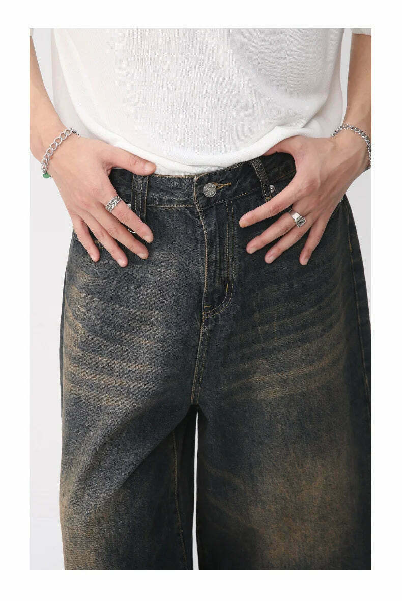 Vintage Washed Baggy Denim Shorts for a Nostalgic Y2K Aesthetic