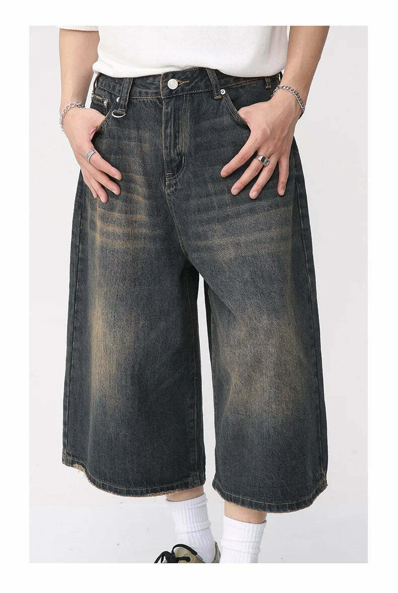 Vintage Washed Baggy Denim Shorts for a Nostalgic Y2K Aesthetic