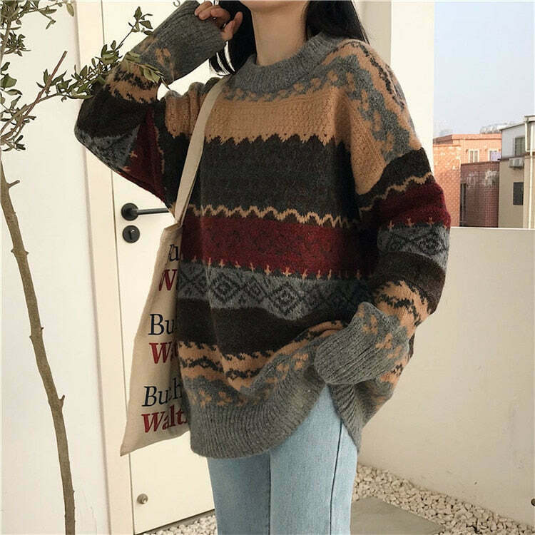 Vintage Winter Sweater: Y2K Aesthetic Coquette Style with Grunge Flair and Pastel Goth Vibes