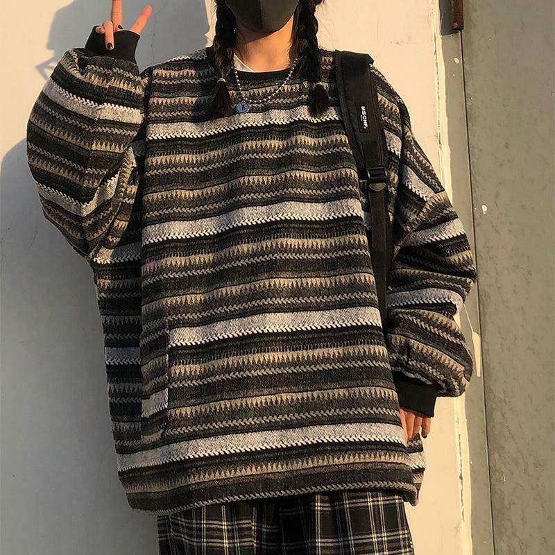 Vintage Y2K Aesthetic Sweater: Coquette Style with Grunge Flair and Pastel Goth Vibes
