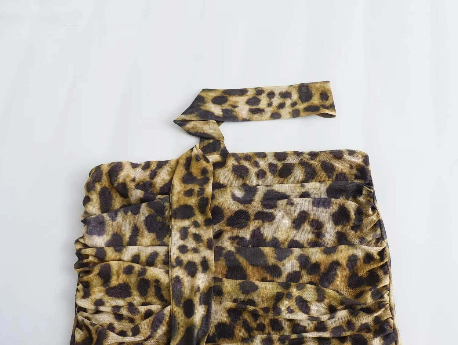 Y2K Aesthetic Big Cat Bandeau Off Shoulder Top - Coquette Style Grunge Fashion Women's Clothing