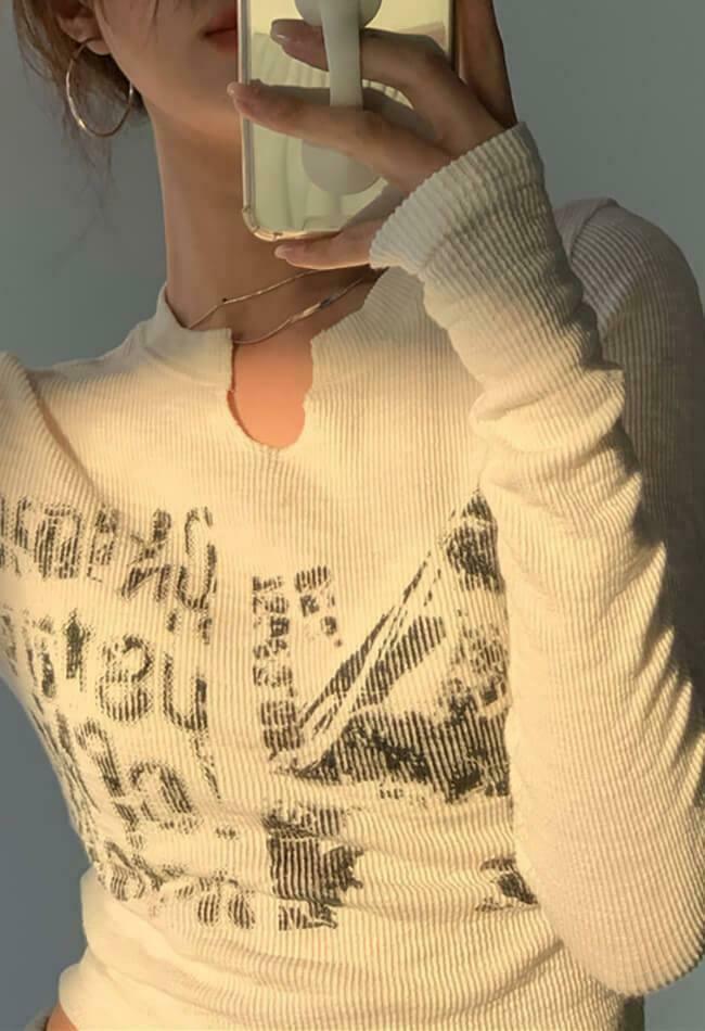 Y2K Aesthetic Blurry Long Sleeve Crop Top for Women - Coquette Style Grunge Fashion with Pastel Goth