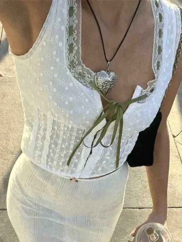 Y2K Aesthetic Broderie Lace White Cropped Tank Top for Women - Coquette & Grunge Style