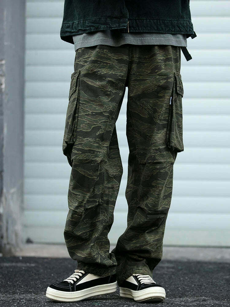 Y2K Aesthetic Camo Cargo Pants: Coquette Style Grunge Fashion for Women