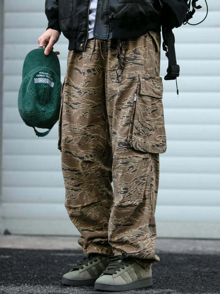 Y2K Aesthetic Camo Cargo Pants: Coquette Style Grunge Fashion for Women