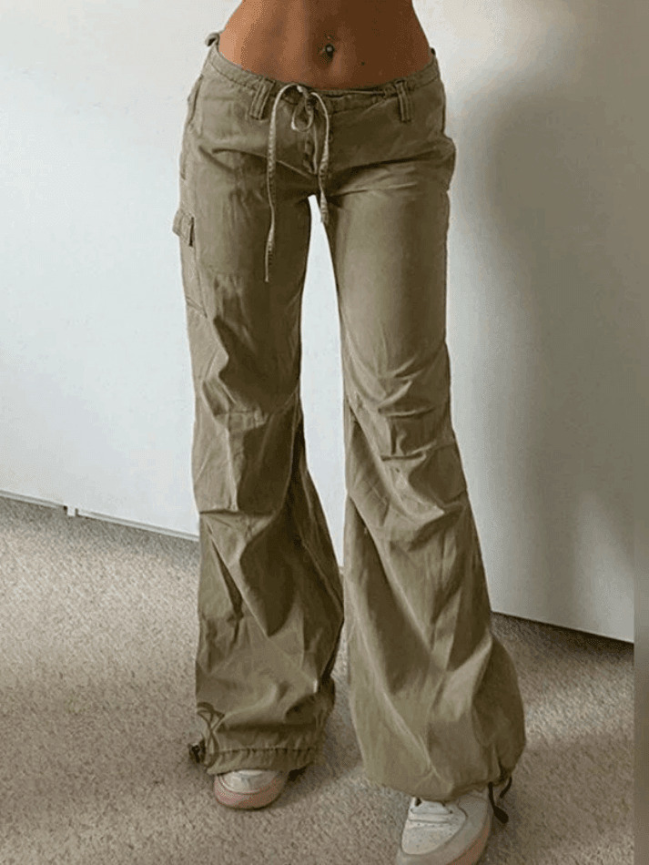 Y2K Aesthetic Cargo Skirt: Coquette Grunge with Pastel Goth & Old Money Elegance
