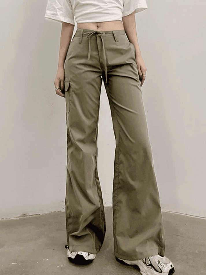 Y2K Aesthetic Cargo Skirt: Coquette Grunge with Pastel Goth & Old Money Elegance