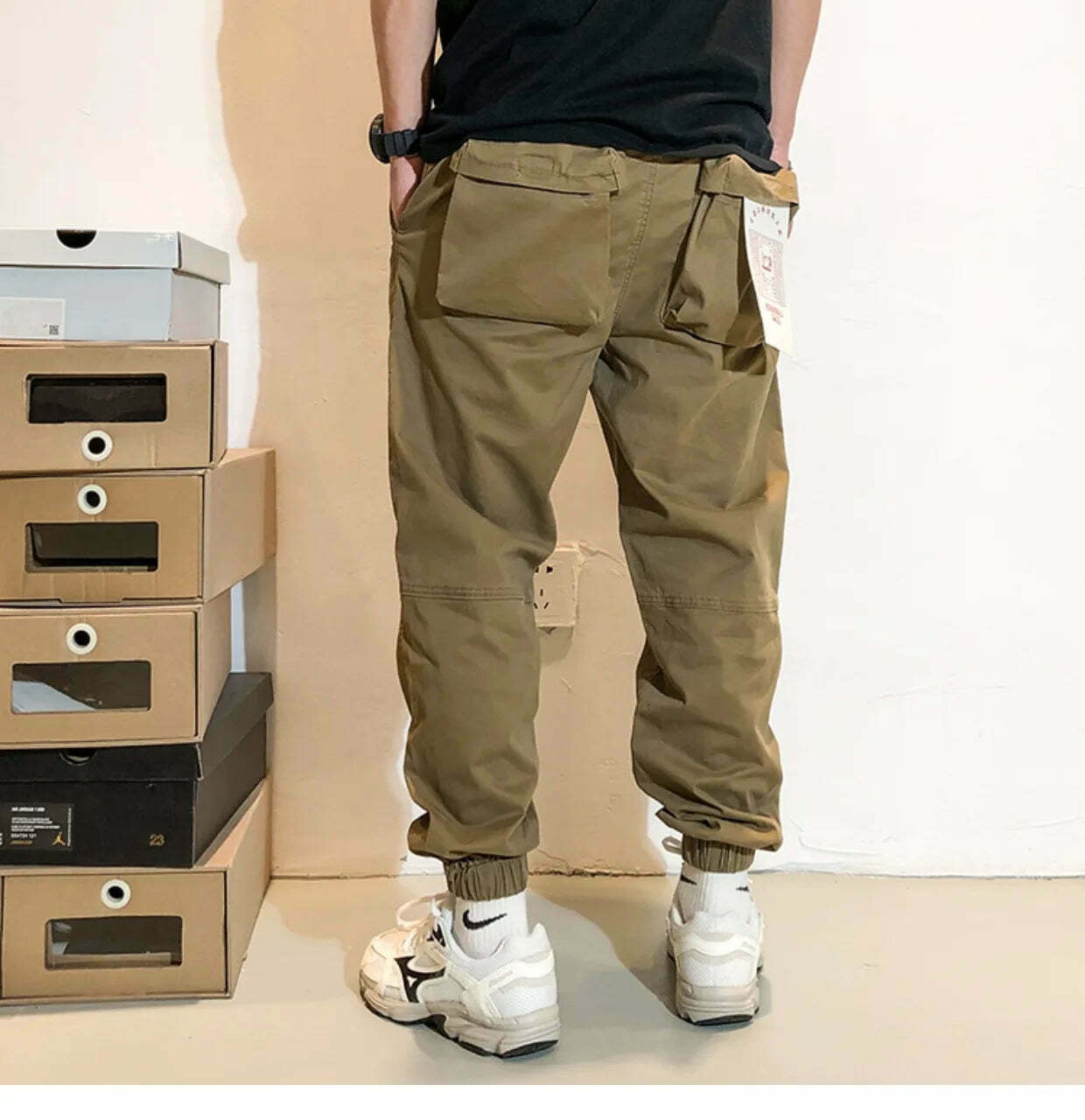 Y2K Aesthetic Cargo Skirt: Coquette Grunge with Pastel Goth Vibes