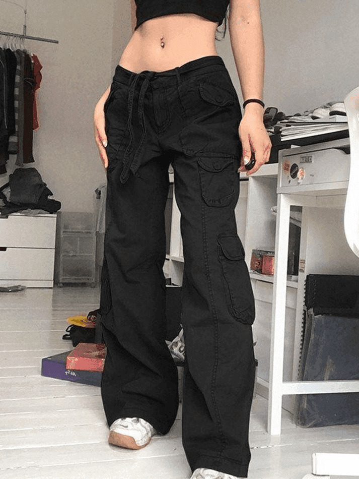 Y2K Aesthetic Cargo Skirt: Coquette Style Grunge Fashion with Pastel Goth Vibes