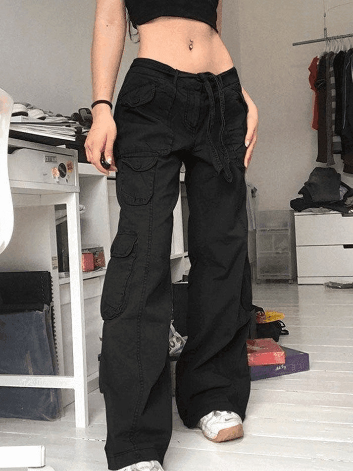 Y2K Aesthetic Cargo Skirt: Coquette Style Grunge Fashion with Pastel Goth Vibes