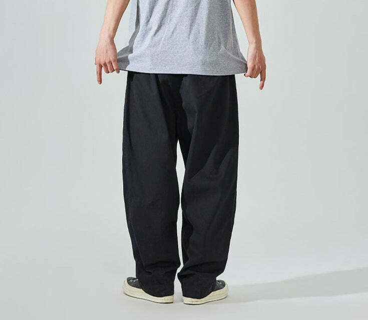 Y2K Aesthetic Cargo Skirt: Coquette Style Grunge Outfit with Loose Fit Skater Pants
