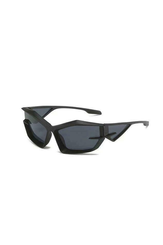 Y2K Aesthetic Cat Eye Sunglasses - Coquette Fashion with Grunge & Pastel Goth Vibes