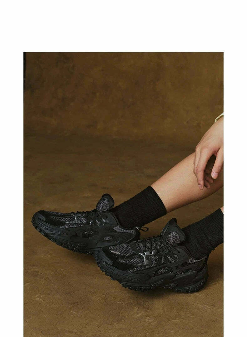 Y2K Aesthetic Coquette Style Cargo Skirt with Xtep Chinoiserie Sneakers