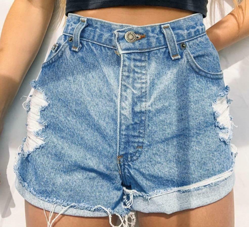 Y2K Aesthetic Fashion: Great Wave Print Shorts - Coquette Grunge Outfits