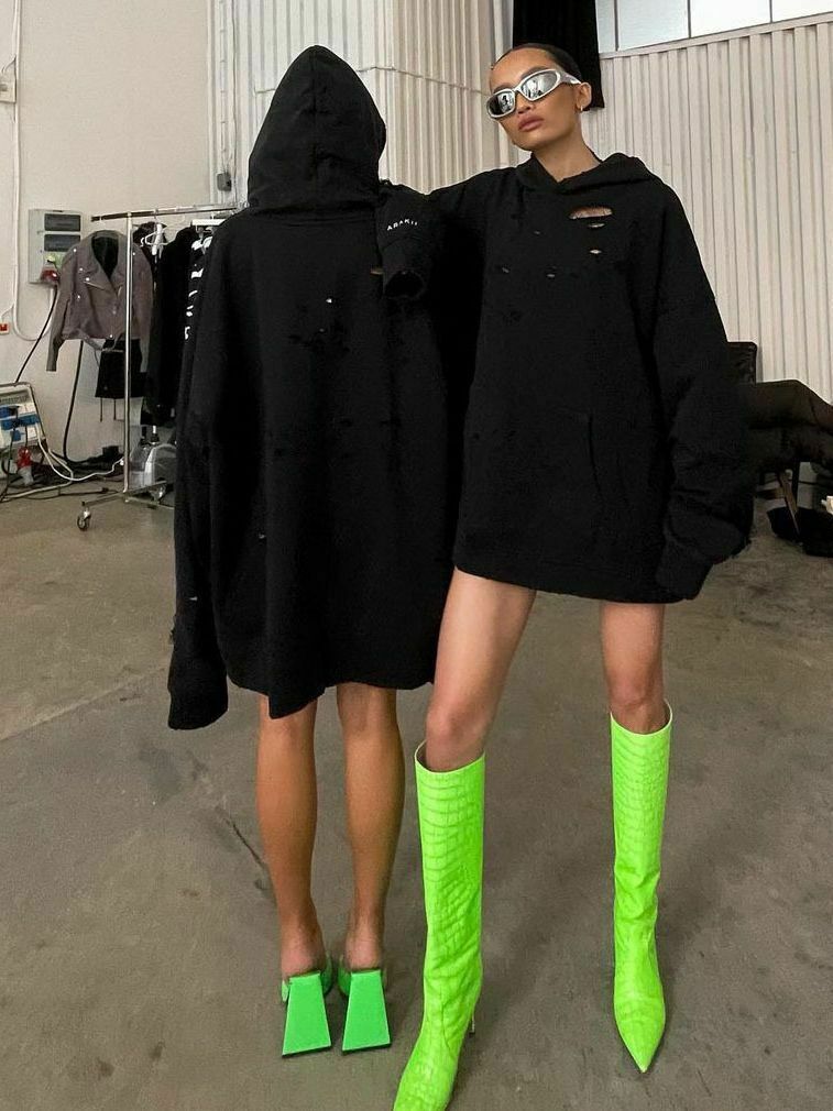 Y2K Aesthetic Grunge Style Black Hoodie for Women - Coquette Fashion with Pastel Goth and Emo Vibes