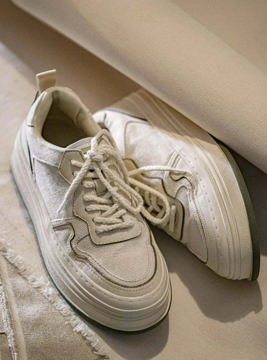Y2K Aesthetic Linen Sneakers - Retro Style for Women's Fashion