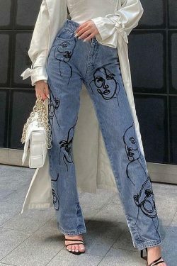 Y2K Aesthetic Outline Embroidery Mom Jeans - Coquette Grunge Fashion for Women
