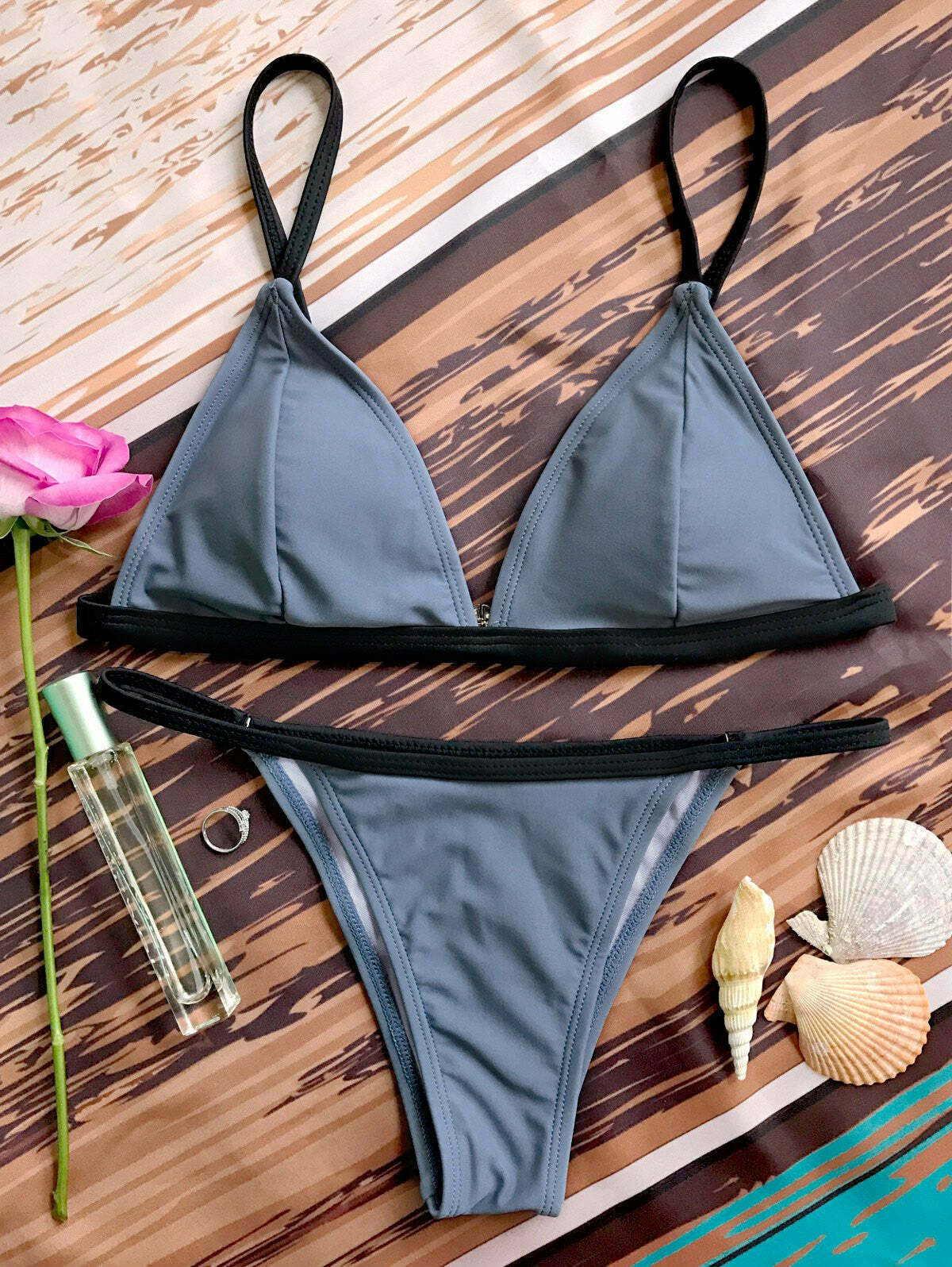 Y2K Aesthetic Padded Plunge V String Bikini for Women - Coquette Style Grunge Fashion & Cute Tops