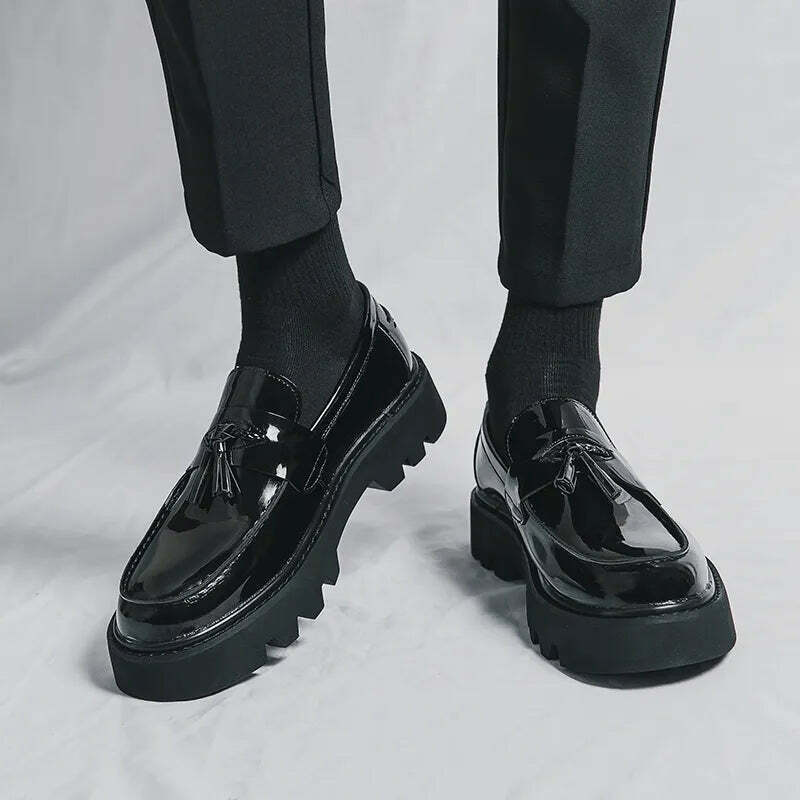 Y2K Aesthetic Patent Tassel Loafers - Coquette Grunge with Old Money E