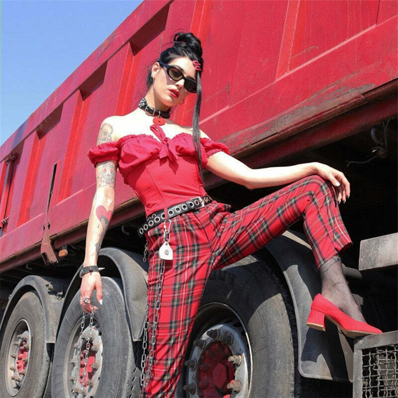 Y2K Aesthetic Red Plaid Cargo Skirt - Coquette Grunge Fashion for Women