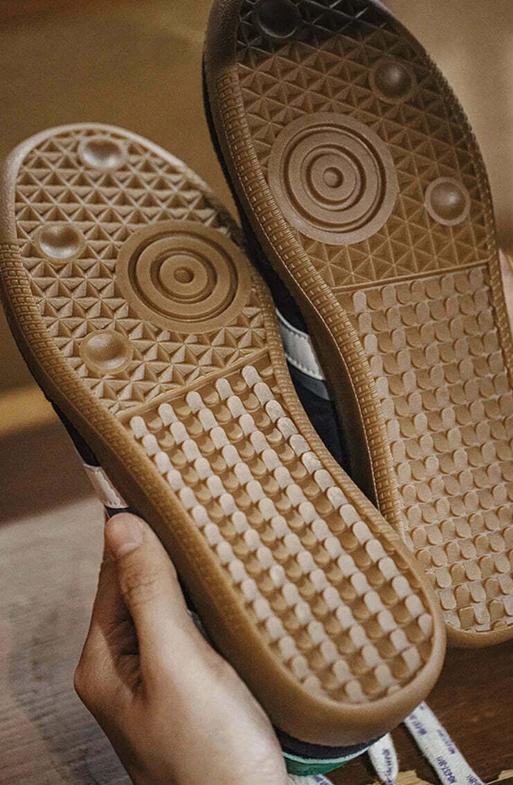 Y2K Aesthetic Retro Revival Sneakers for Niche Women Fashion
