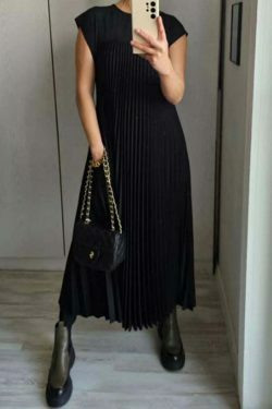 Y2K Aesthetic Sleeveless Pleated Dress for Women - Coquette Style with Grunge and Pastel Goth Vibes