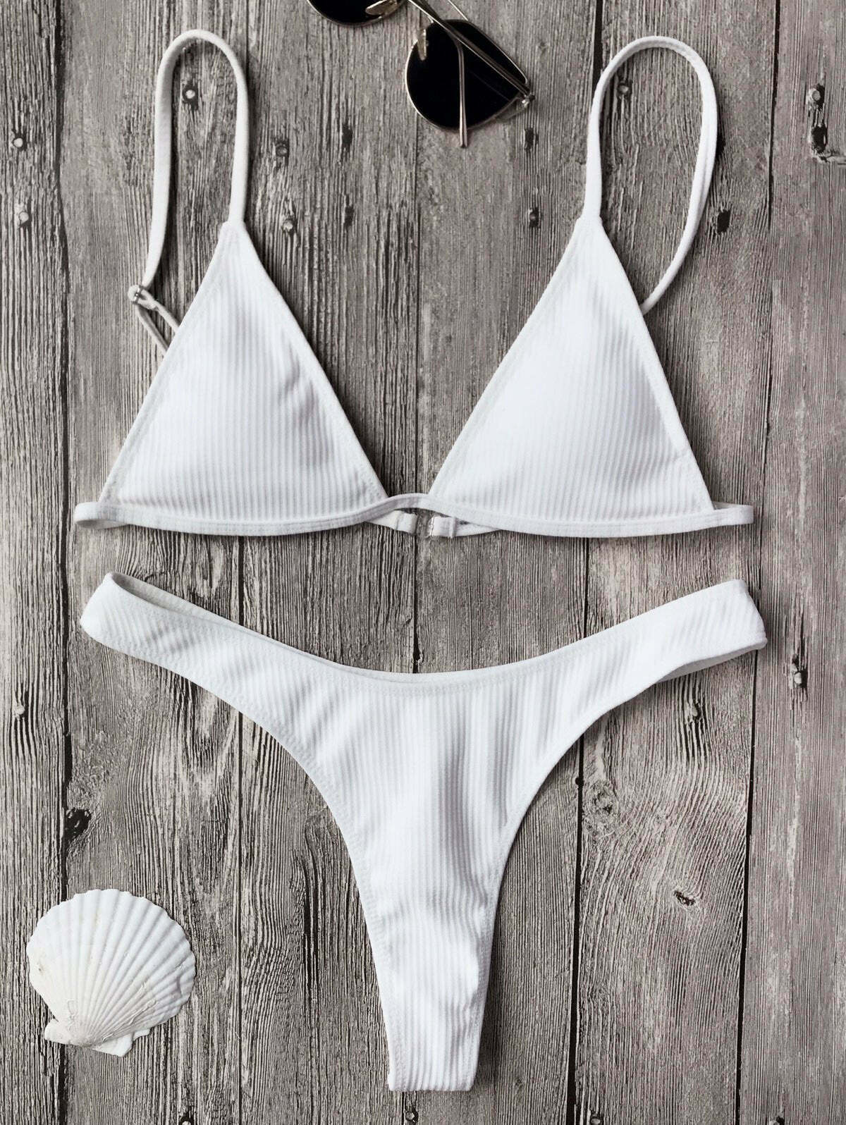 Y2K Aesthetic Textured Plunge Bikini Set with Coquette Style and Grunge Aesthetic