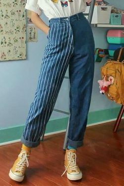 Y2K Aesthetic Wide Leg Jeans: Coquette Style Cargo Skirt & Grunge Hoodie