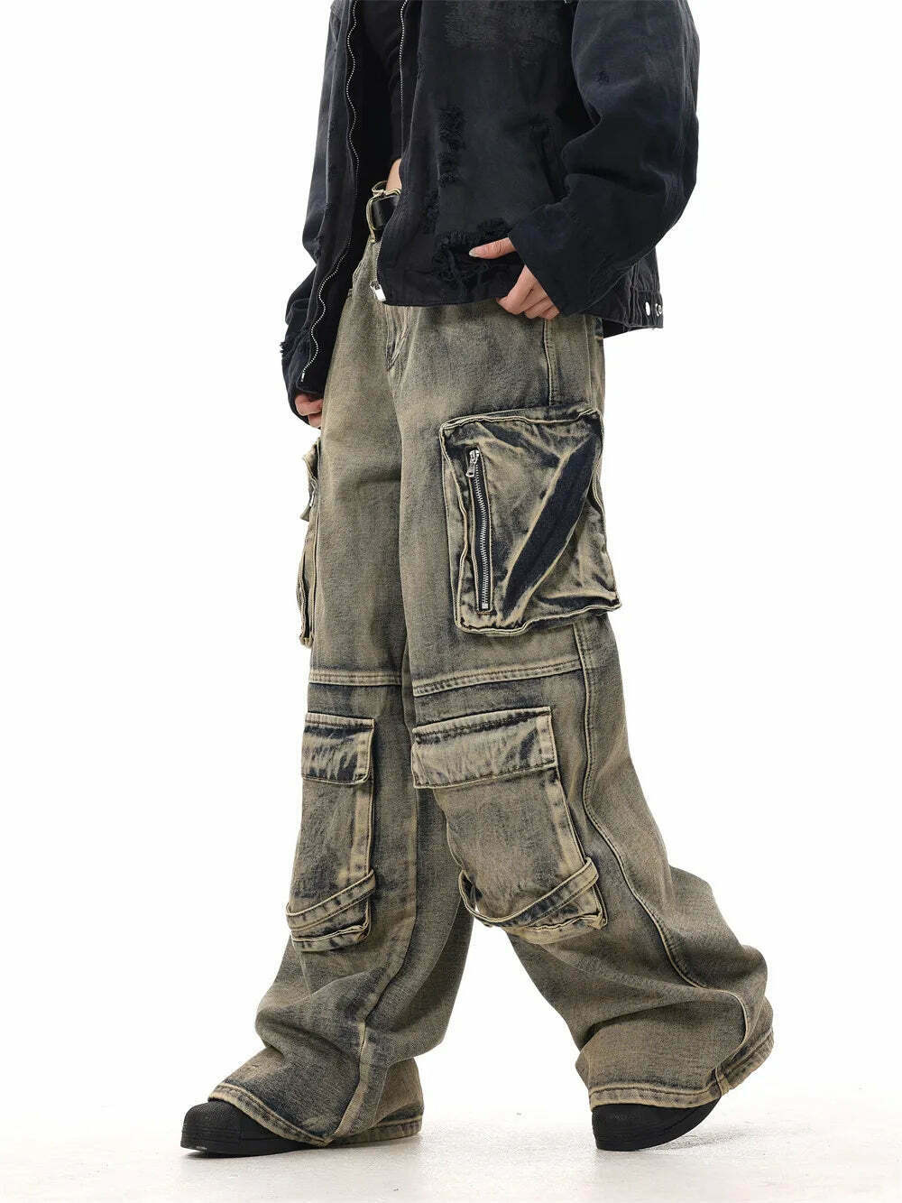 Y2K Grunge Style Dirty Wash Cargo Jeans with Multiple Pockets