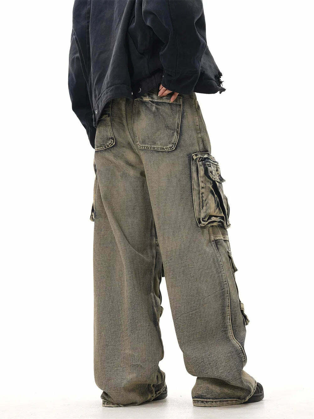 Y2K Grunge Style Dirty Wash Cargo Jeans with Multiple Pockets