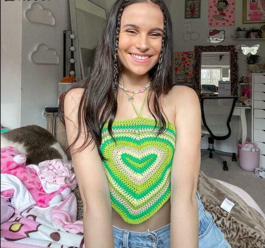Y2K Heart Knit Crop Top - Coquette Aesthetic Grunge Style Cute Tops Pastel Goth Fashion