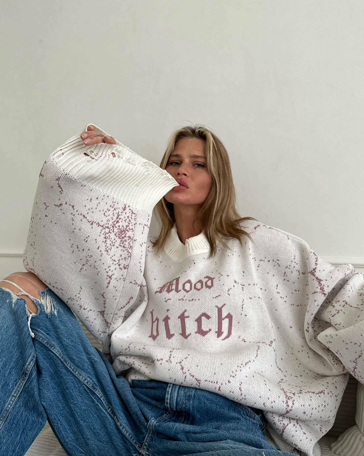 Y2K Street Style Loose Letter Embroidered Sweatshirt for Women - Coquette Aesthetic Grunge Fashion