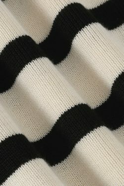 Y2K Stripe Short Sleeve Knit Top: Coquette Aesthetic with a Grunge Twist