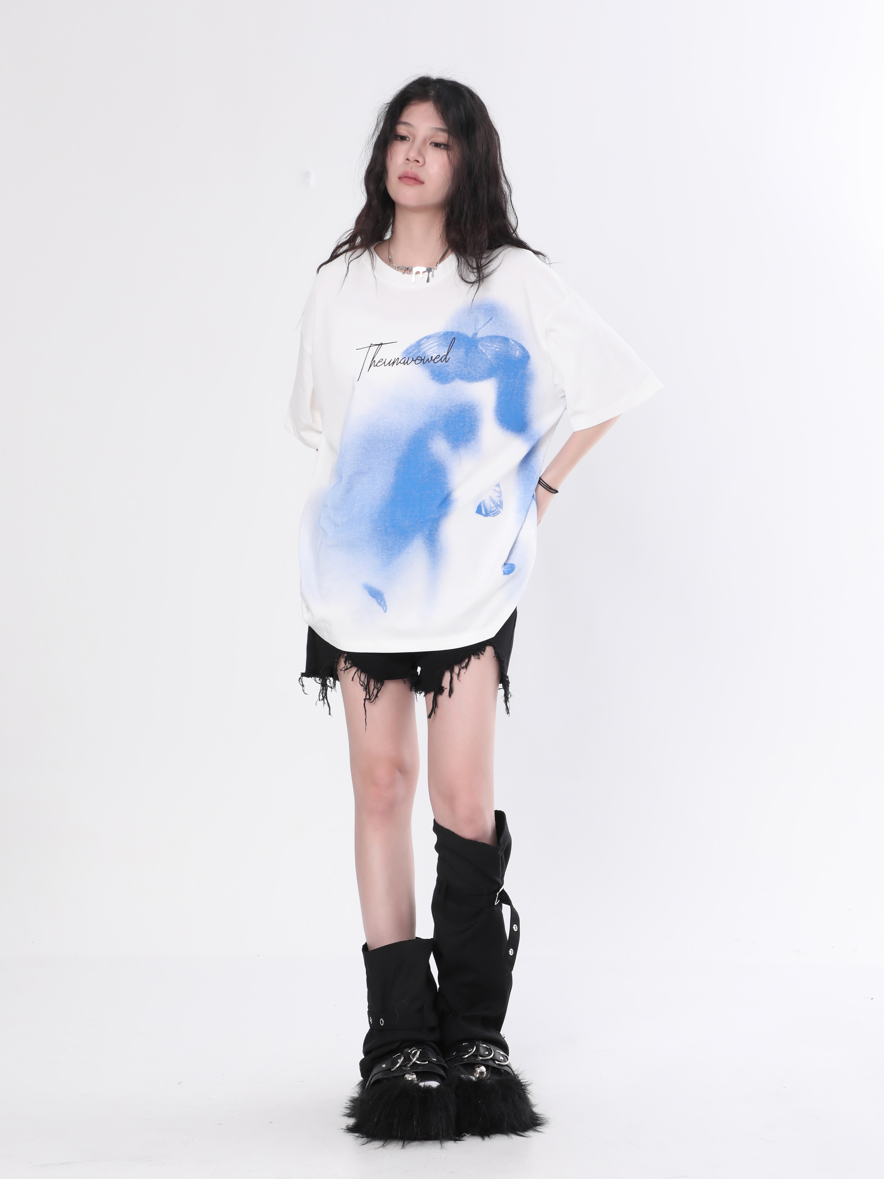 Abstract Butterfly Graphic Short Sleeve T-Shirt for Women - Trendy Hip-Hop Loose Fit Tee Inspired by Nature and Niche Designs