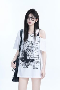 American Retro Butterfly Graffiti Off-Shoulder Short-Sleeve T-Shirt for Women – Trendy Y2K Niche Style for Hot Girls