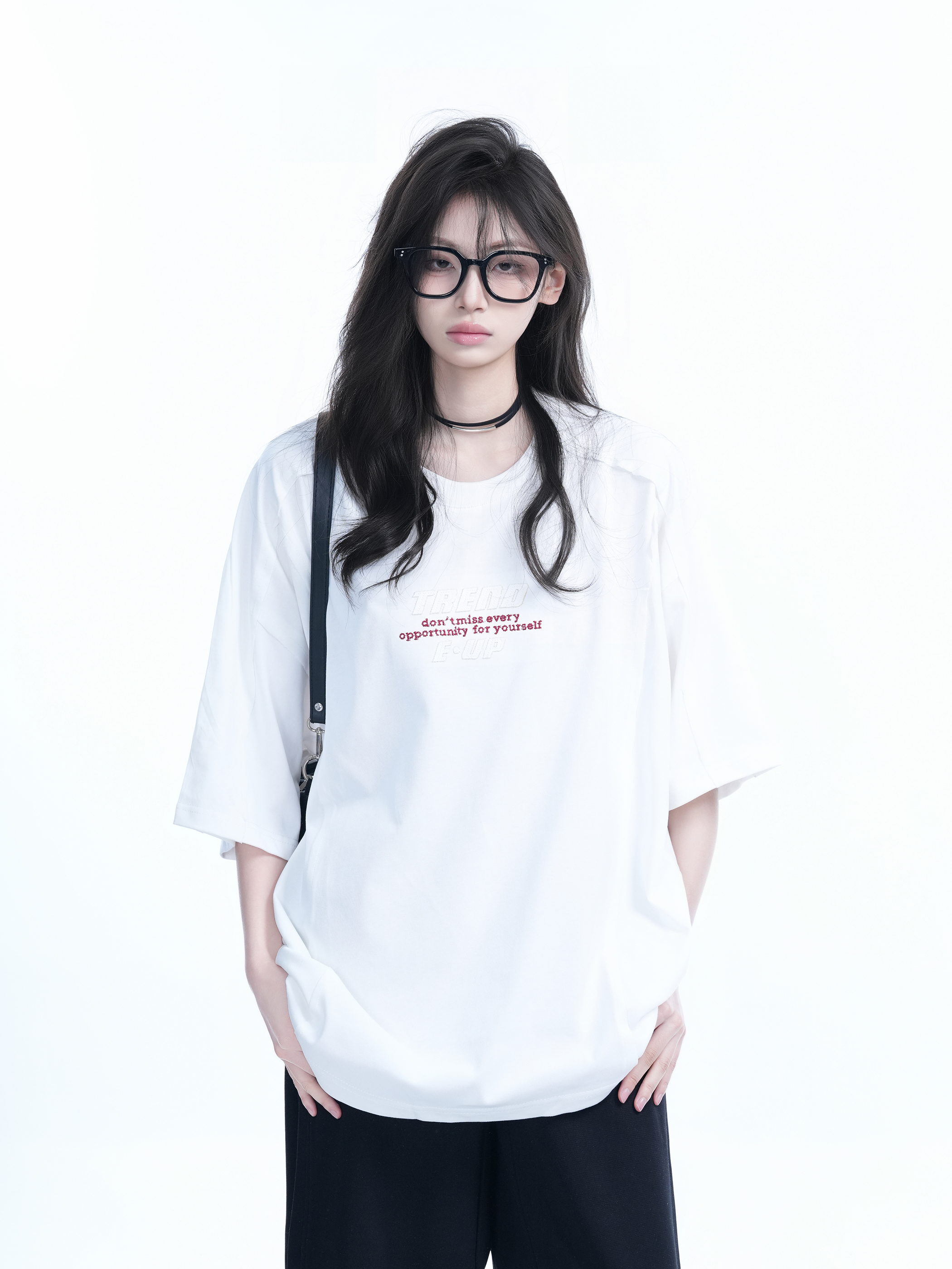 American Retro Embroidered Black Short-Sleeve T-Shirt for Women - Oversized Loose Fit, Trendy Summer Style
