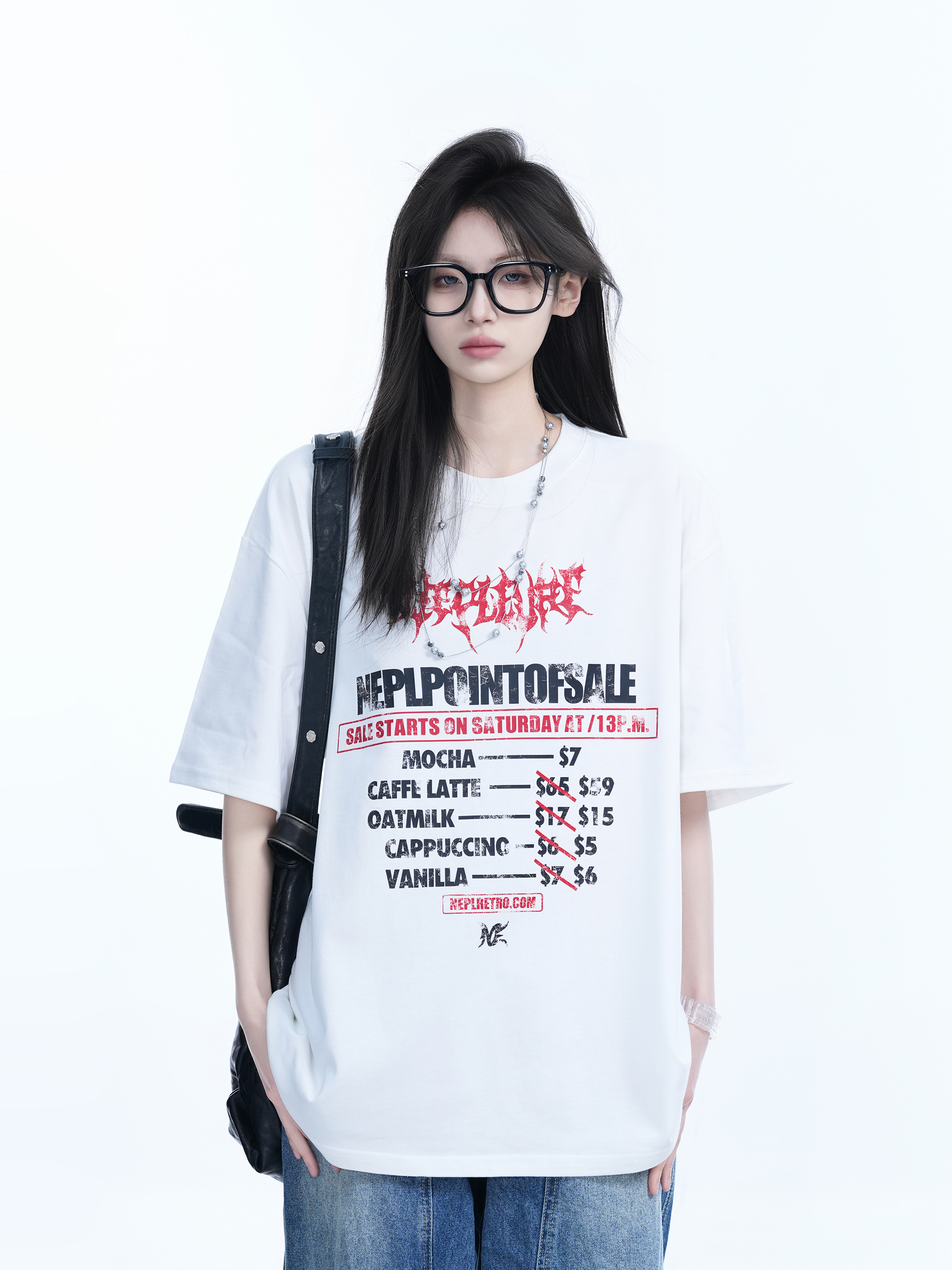 American Retro Loose Fit Round Neck Short Sleeve T-Shirt for Women – Trendy Mountain-Inspired Design