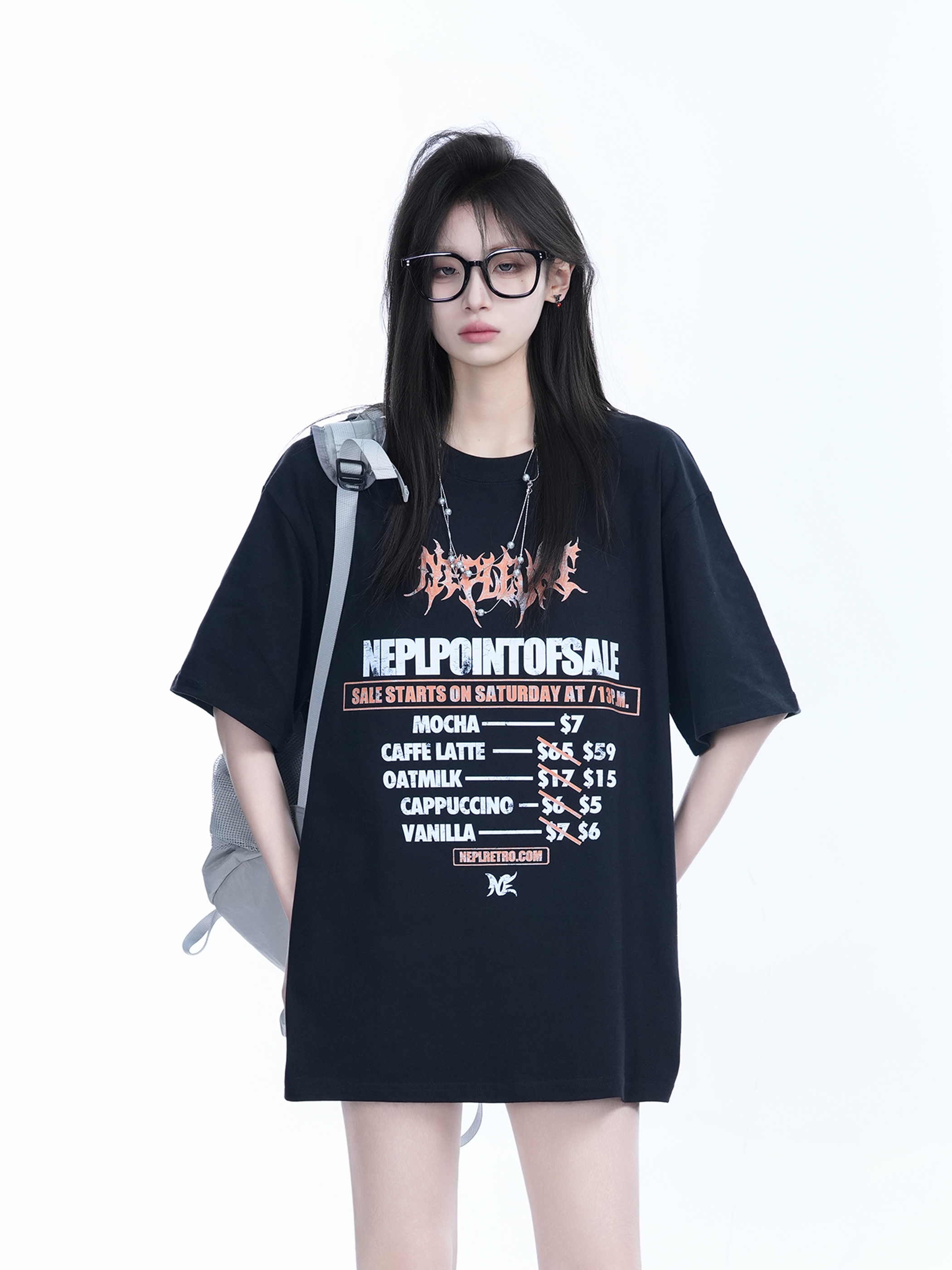 American Retro Loose Fit Round Neck Short Sleeve T-Shirt for Women – Trendy Mountain-Inspired Design
