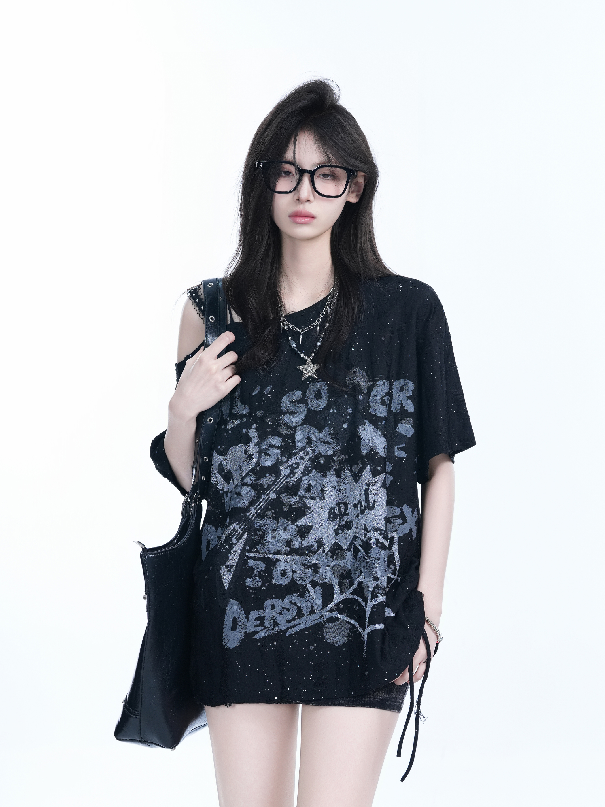 American Retro "Sit and Eat" Graffiti Off-Shoulder Short Sleeve T-Shirt for Women, Loose Fit, INS Style, Y2K Aesthetic
