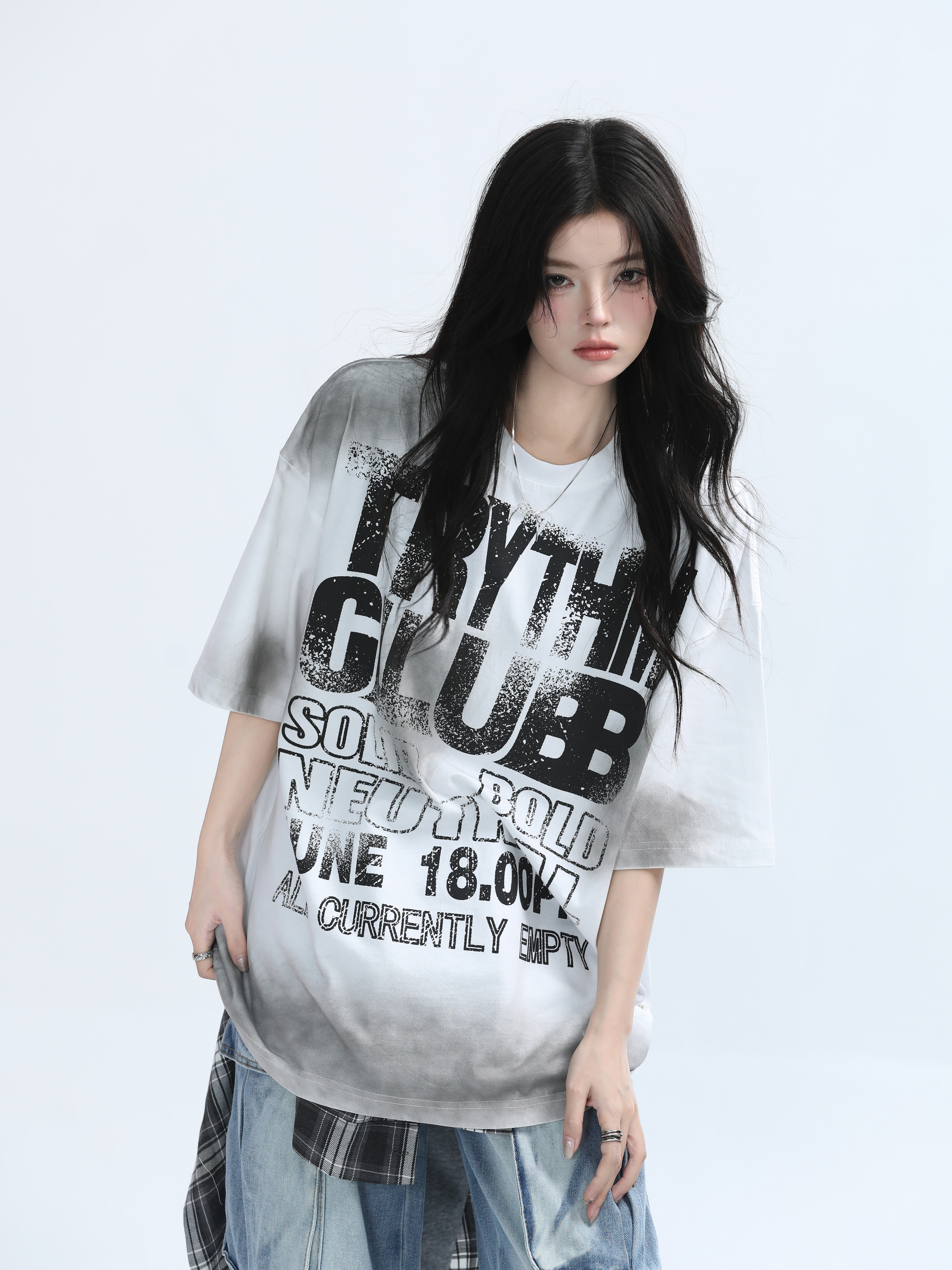 American Retro Tie-Dye Red Short Sleeve T-Shirt for Women - Heavy-Duty Loose Fit Summer Tee with Mountain Graphic Design