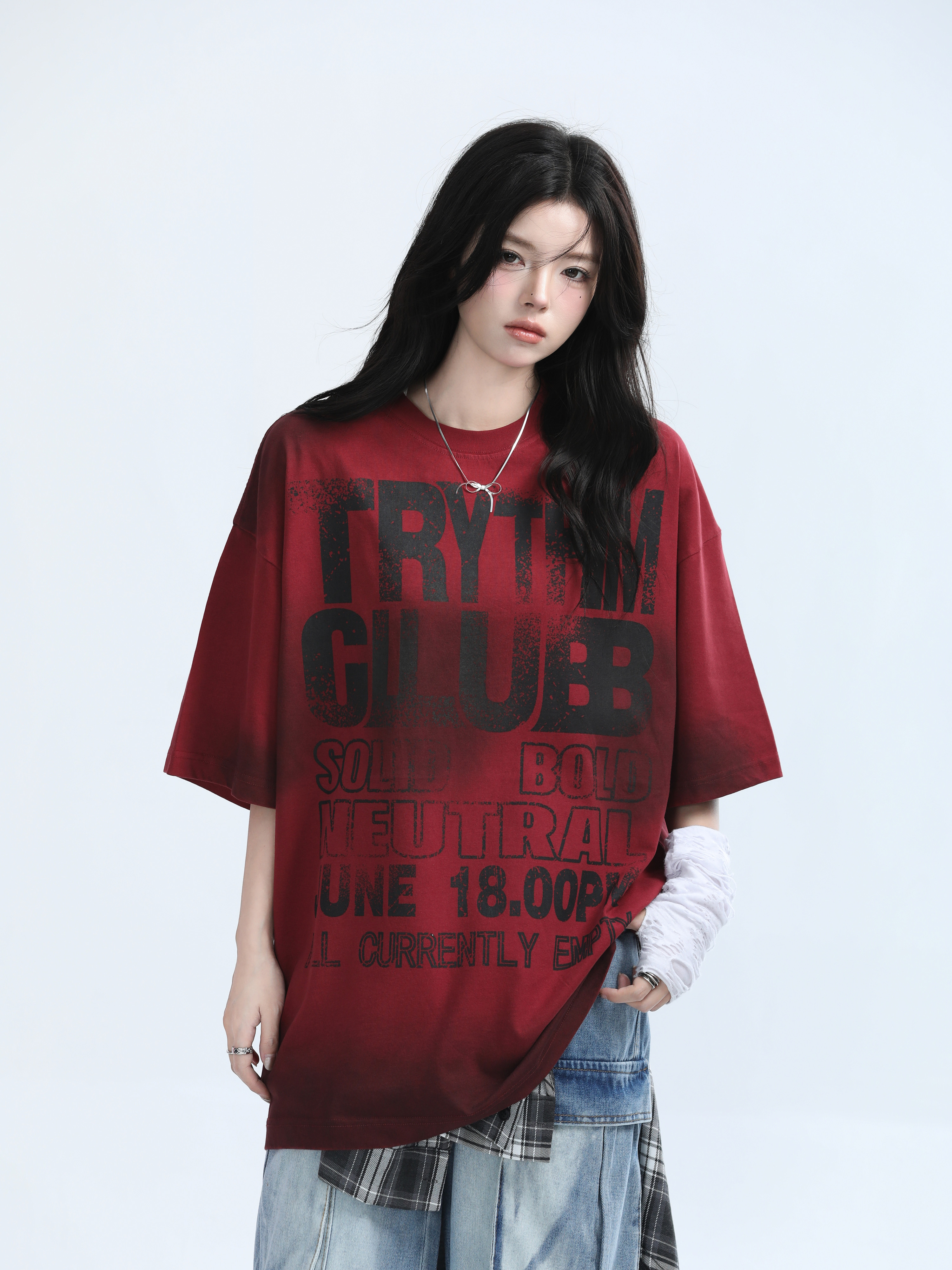 American Retro Tie-Dye Red Short Sleeve T-Shirt for Women - Heavy-Duty Loose Fit Summer Tee with Mountain Graphic Design