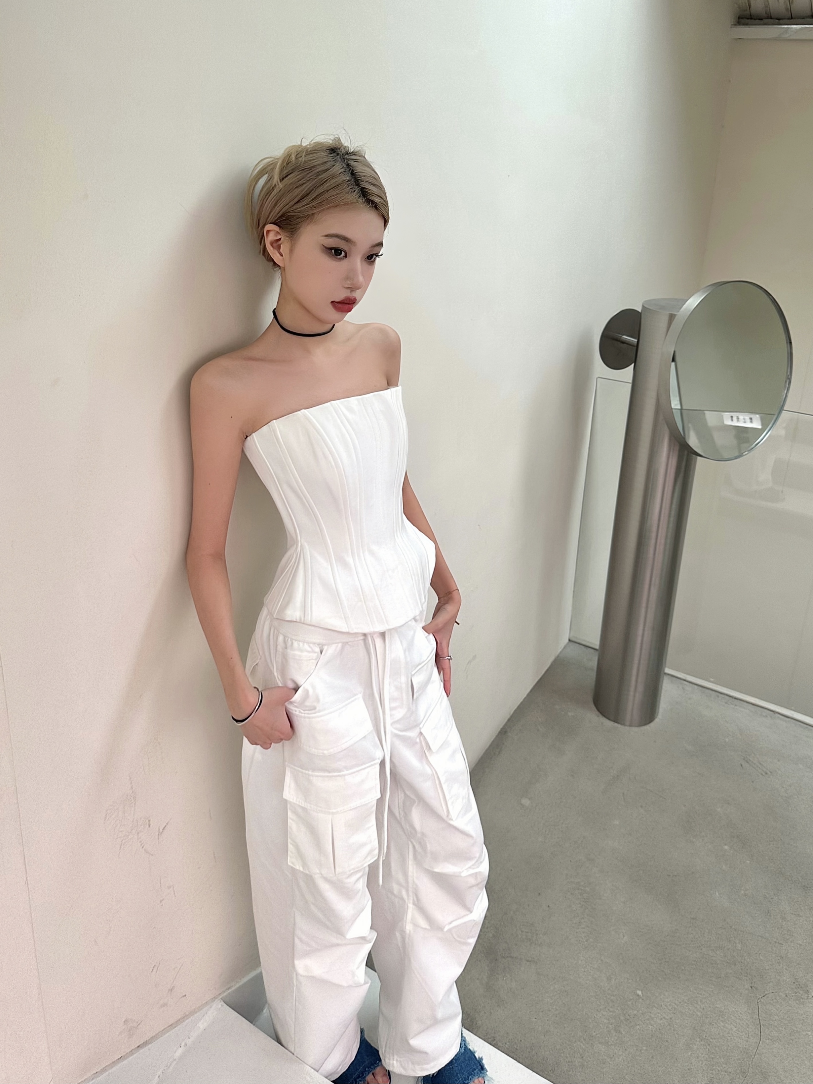 Black and White Fishbone Strapless Top with Waist-Cinching Design and Straight-Leg Parachute Pants for Cool Y2K Workwear Style