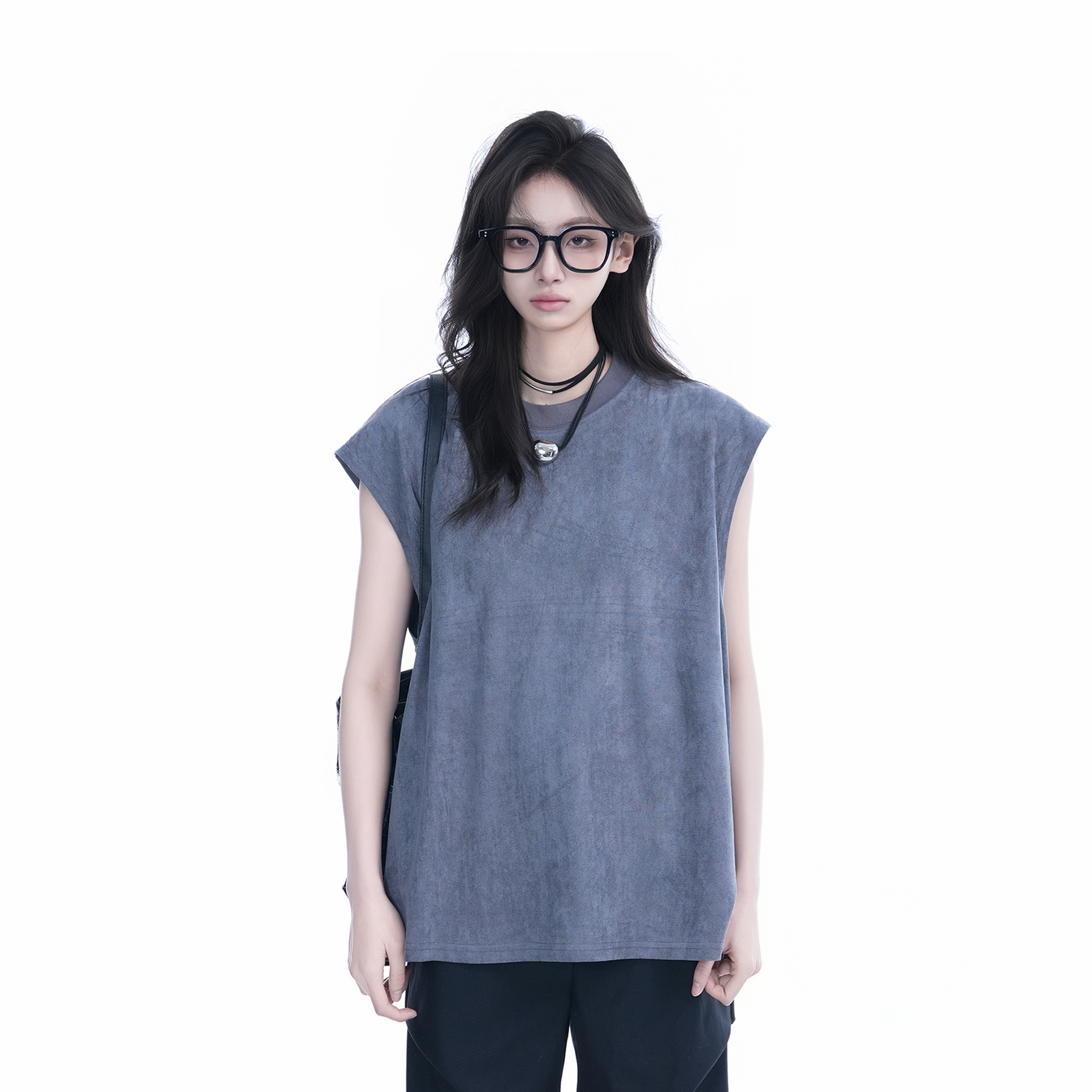 Black Oversized Sleeveless Tank Top for Women - Casual American Style with 'Sit and Eat Until the Mountains Are Empty' Graphic