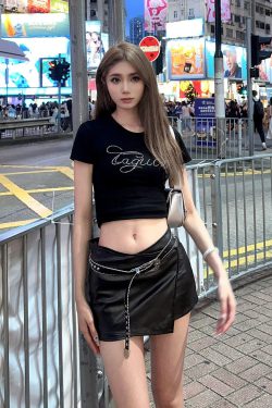 Black Rhinestone Shoulder T-Shirt for Women - Summer Retro Short Sleeve Cropped Top, Elastic Slim Fit, Y2K Style